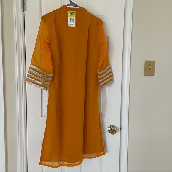 NWT yellow kurta with thread work and gota - Picture 2 of 6